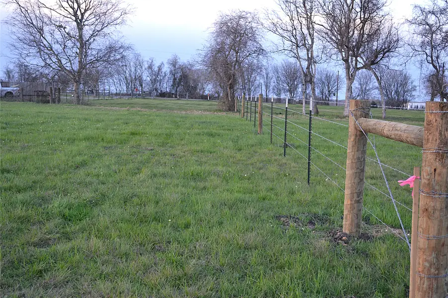 TBD W Us Hwy 90 Highway, Schulenburg, TX 78956 - Image #3