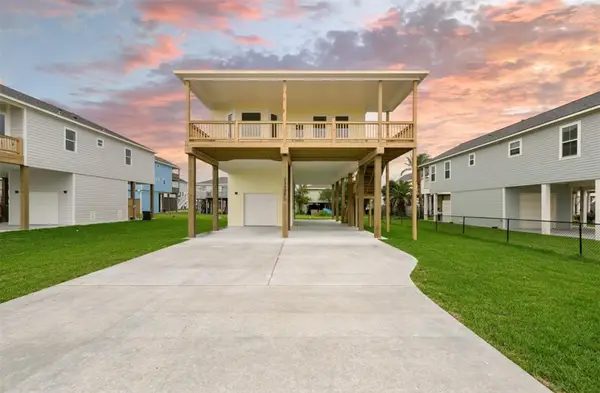 22805 Miramar Circle, Galveston, TX 77554