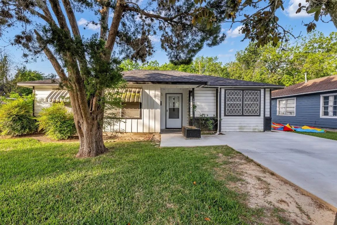 1901 Texoma Street, Baytown, TX 77520 - #1