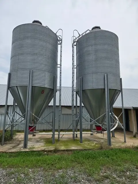 6140 & 6142 E Hwy 84, Palestine, TX 75801