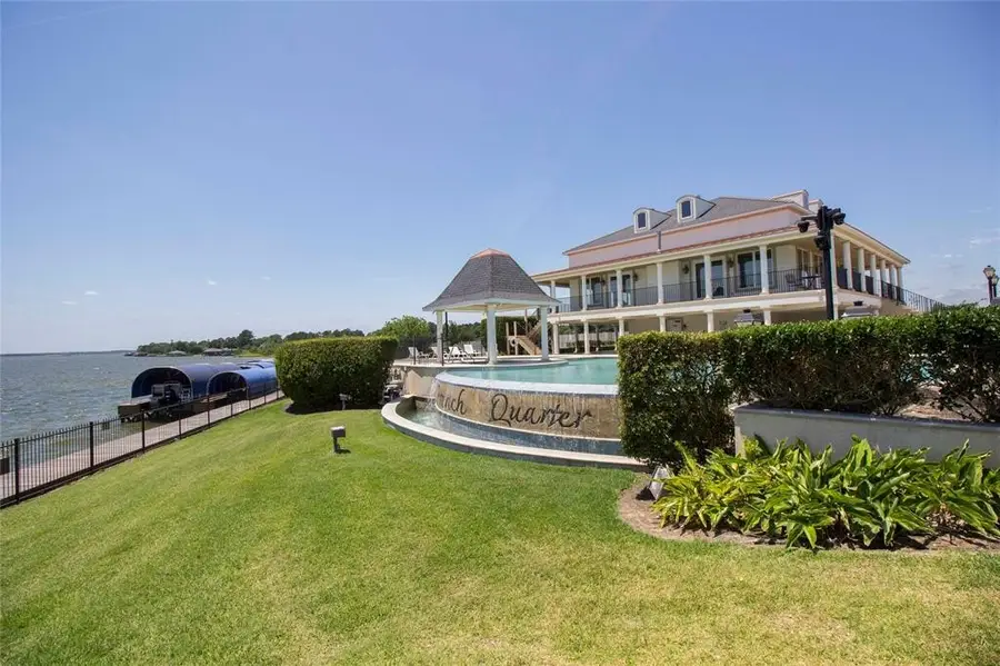 10928 Dauphine Street, Willis, TX 77318 - Image #3