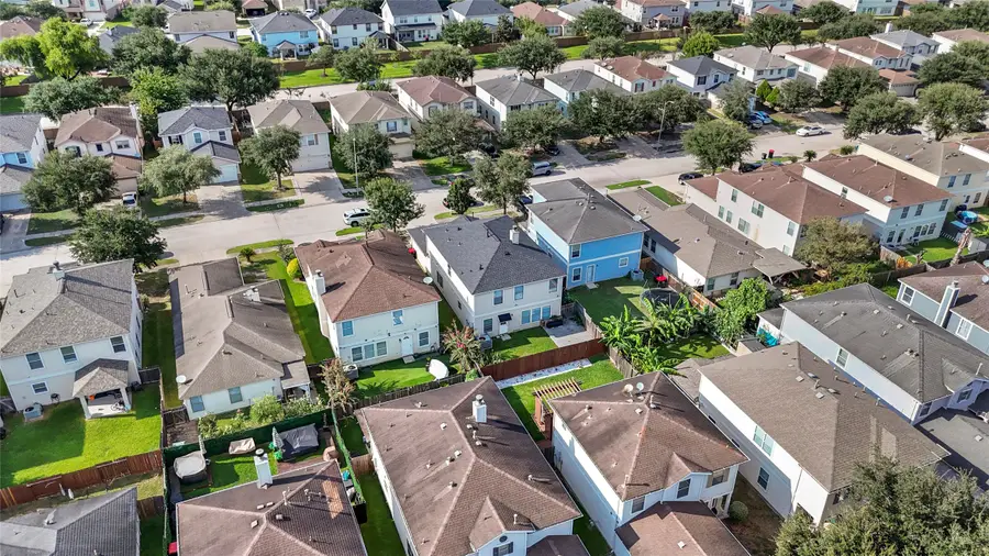 322 Remington Harbor Court, Houston, TX 77073 - Image #2