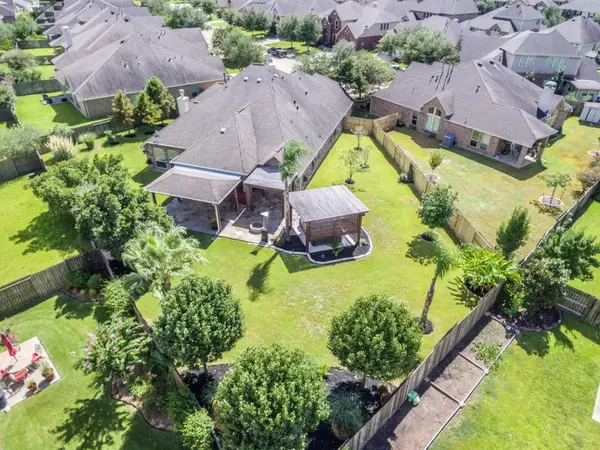 2603 Briar Rose Court, Pearland, TX 77584