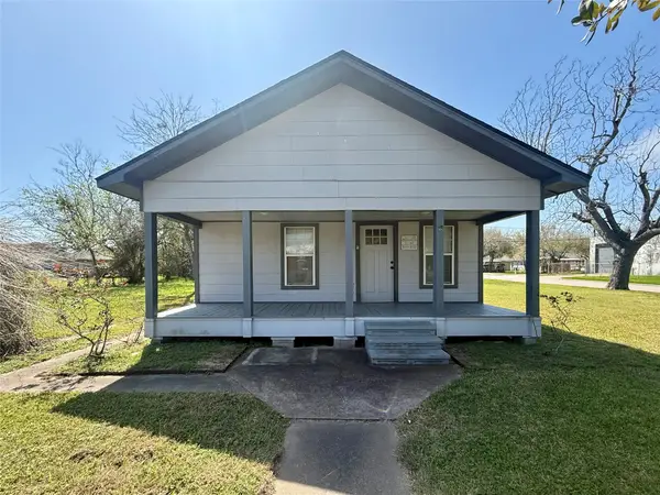 429 W 2nd Street, Freeport, TX 77541