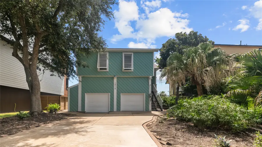 1315 23rd Street, Dickinson, TX 77539 - Image #2