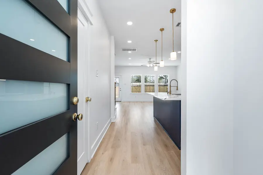 8602 Hoffman Street, Houston, TX 77016 - #2