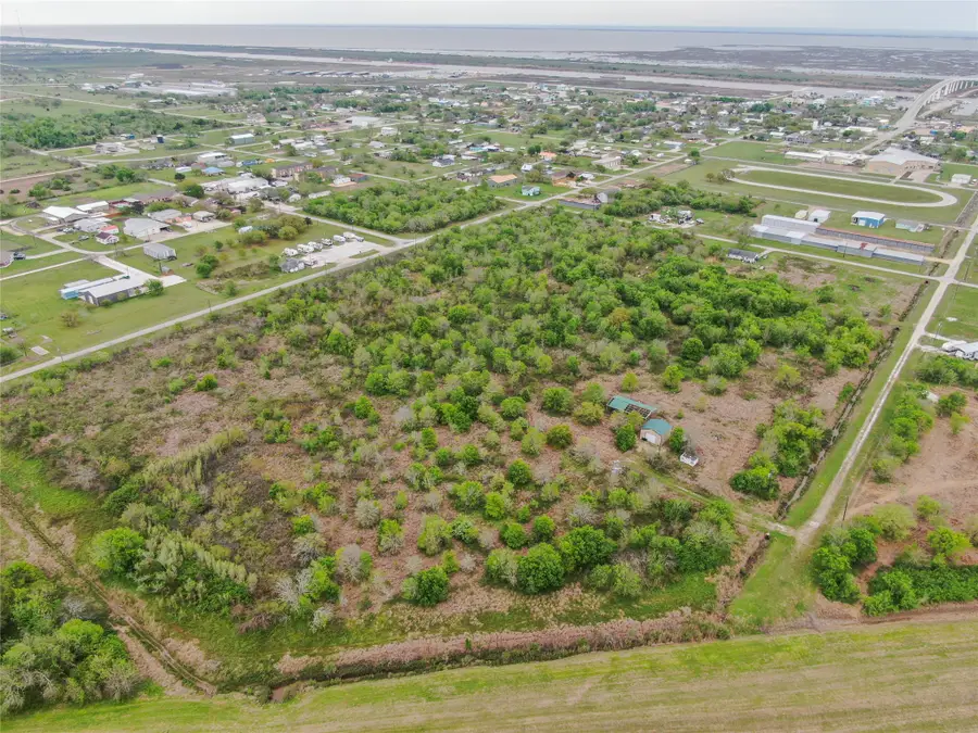 0 Cypress Lots 1-3 Tier 1 Nw Fraction Street, Matagorda, TX 77457 - #2