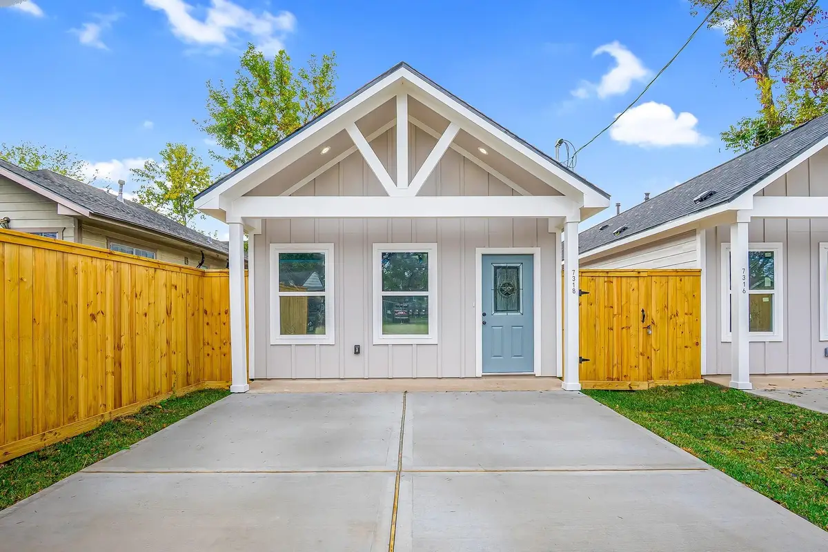 7318 Victoria Street, Houston, TX 77020 - #1