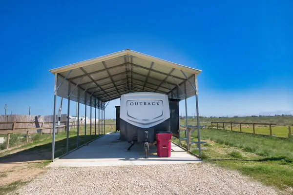 1204 Bluewater Street, Sargent, TX 77414