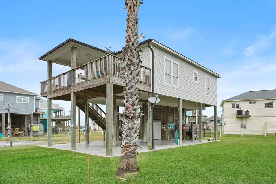 962 Driftwood Drive, Crystal Beach, TX 77650 - #2