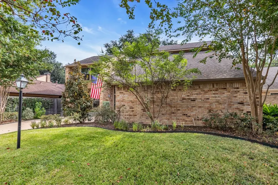 2327 Briar Branch Drive N, Houston, TX 77042 - #3
