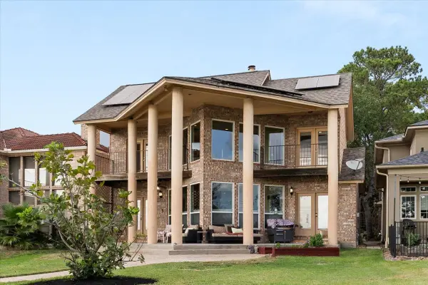 3326 Desert Inn Drive, Montgomery, TX 77356