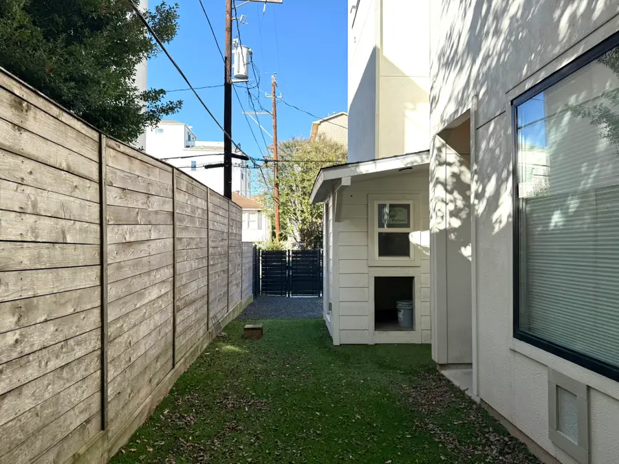 707 W Clay St, Houston, TX 77019 - Image #3