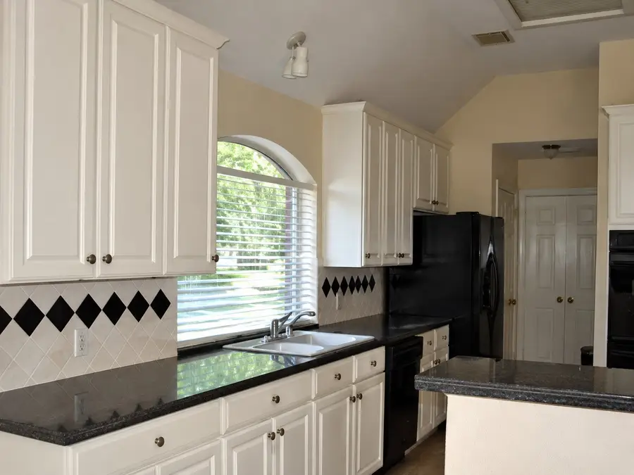 1906 Gray Birch Drive, Sugar Land, TX 77479 - #2