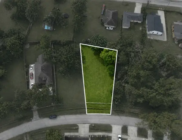 9221 Sundown Drive, Houston, TX 77016