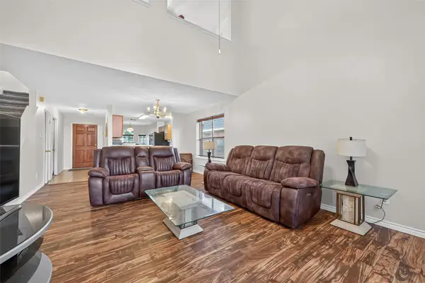 2446 Kenbridge Drive, Houston, TX 77067