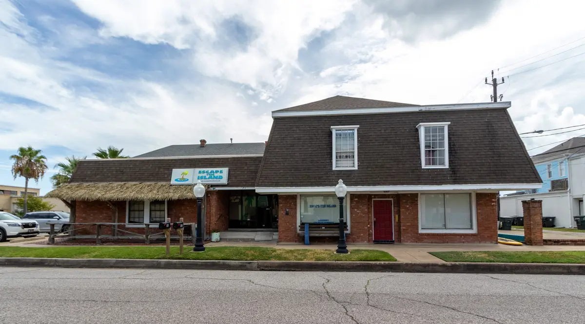 910 Moody Avenue, Galveston, TX 77550 - Image #1