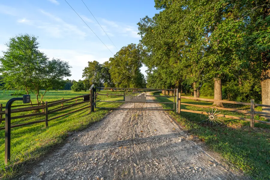 1694 Fm 2457, Livingston, TX 77351 - Image #2