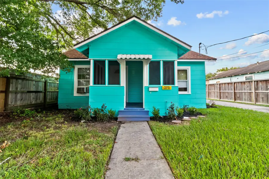 706 E Hunnicutt Street, Baytown, TX 77520 - Image #2