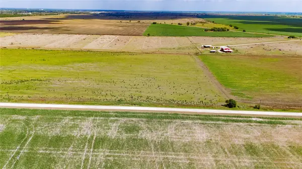 758 County Road 309 -5, Edna, TX 77957