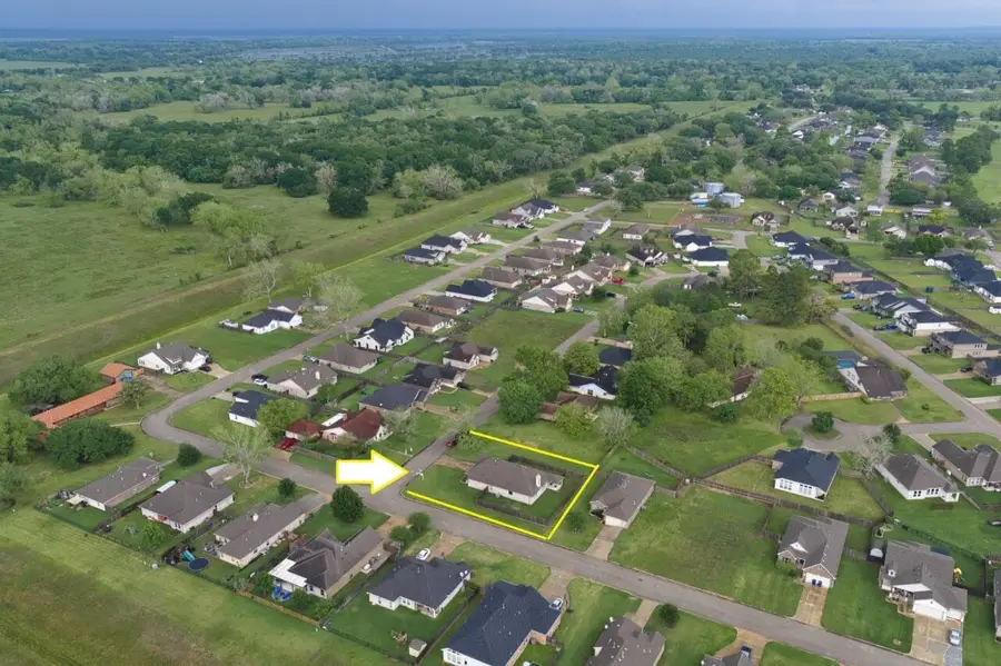 441 Countryside Drive, West Columbia, TX 77486 - #3