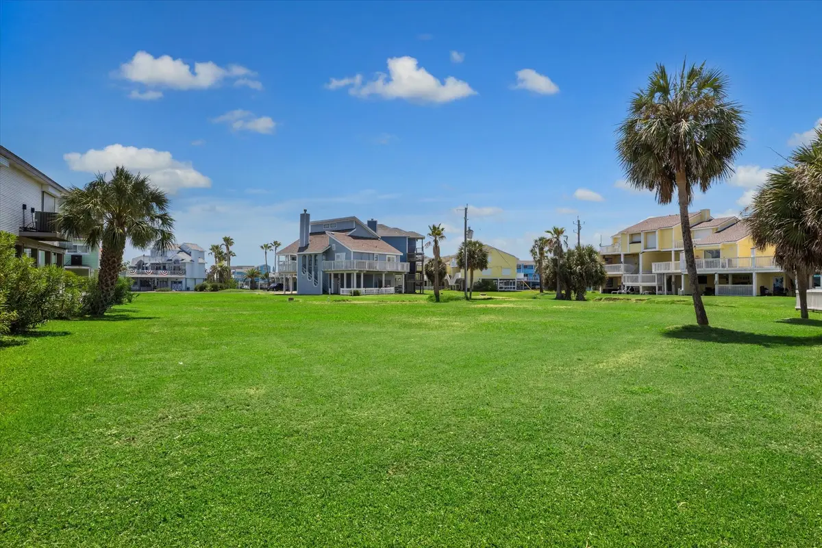 4105 Ghost Crab Lane, Galveston, TX 77554 - Image #1
