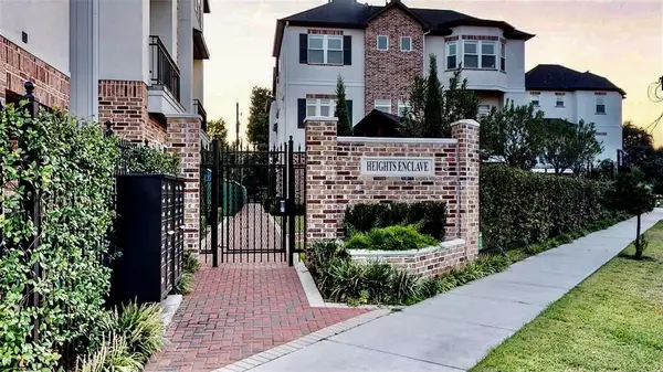 1013 E 28th Street, Houston, TX 77009