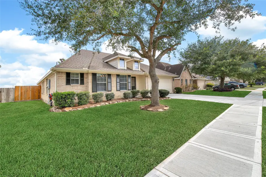 6403 Larrycrest Drive, Pearland, TX 77584 - #2