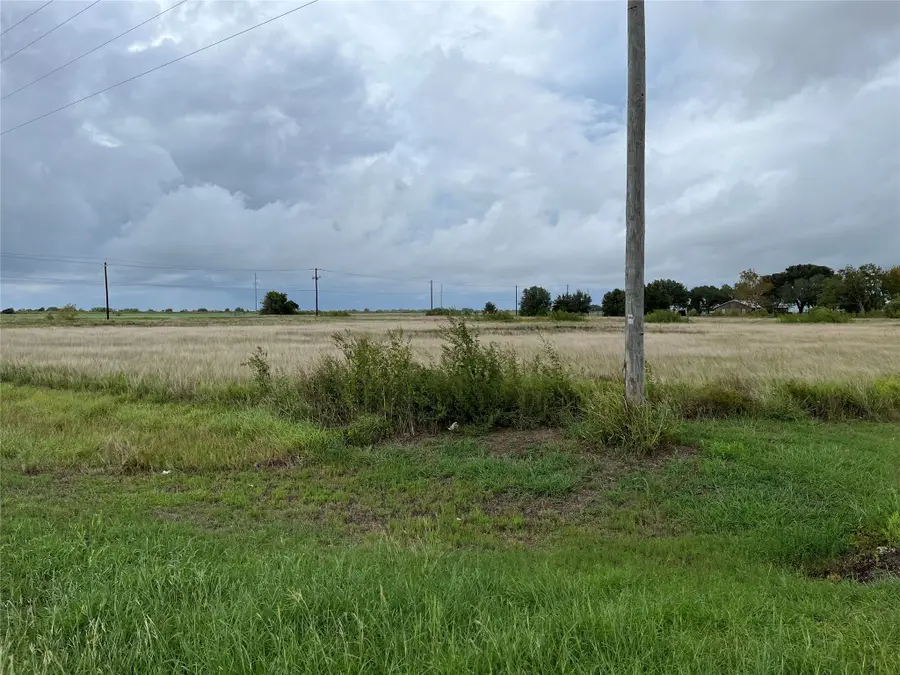 81 Fm 521, Palacios, TX 77465 - Image #2