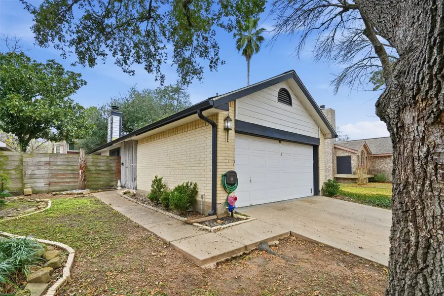 1614 Bradney Drive, Houston, TX 77077 - Image #2