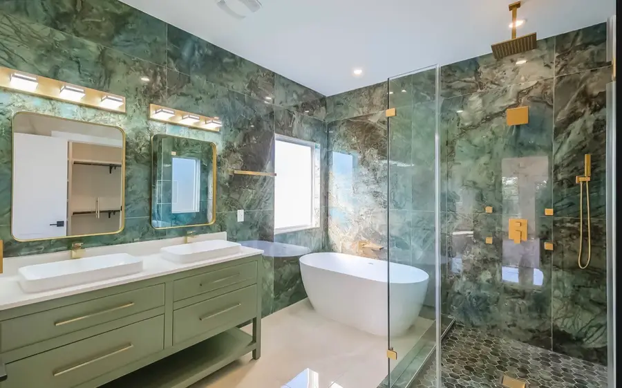 5014 Creekmont Drive, Houston, TX 77091 - #2