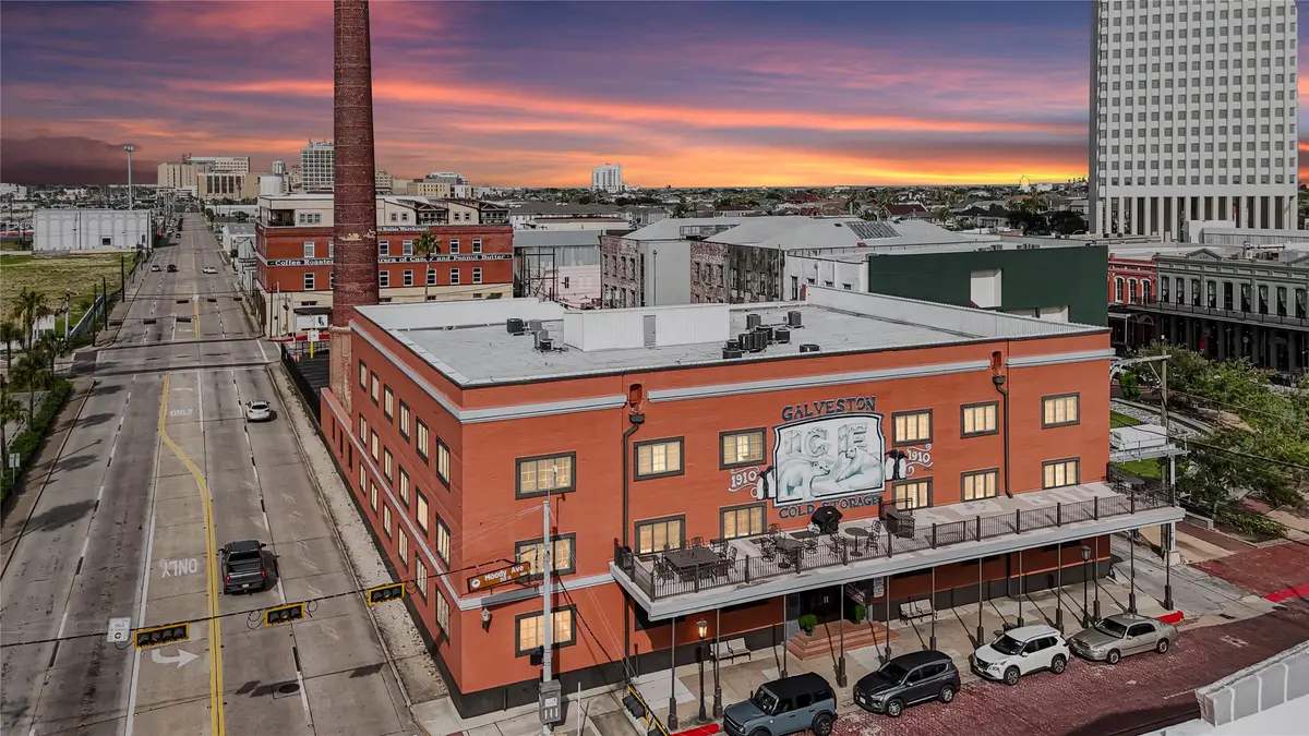 104 21st Avenue #203, Galveston, TX 77550 - Image #1