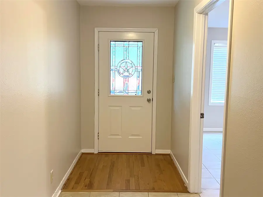 1106 Chapel Lane, El Campo, TX 77437 - Image #3