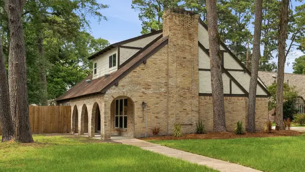 8122 Oak Moss Drive, Spring, TX 77379