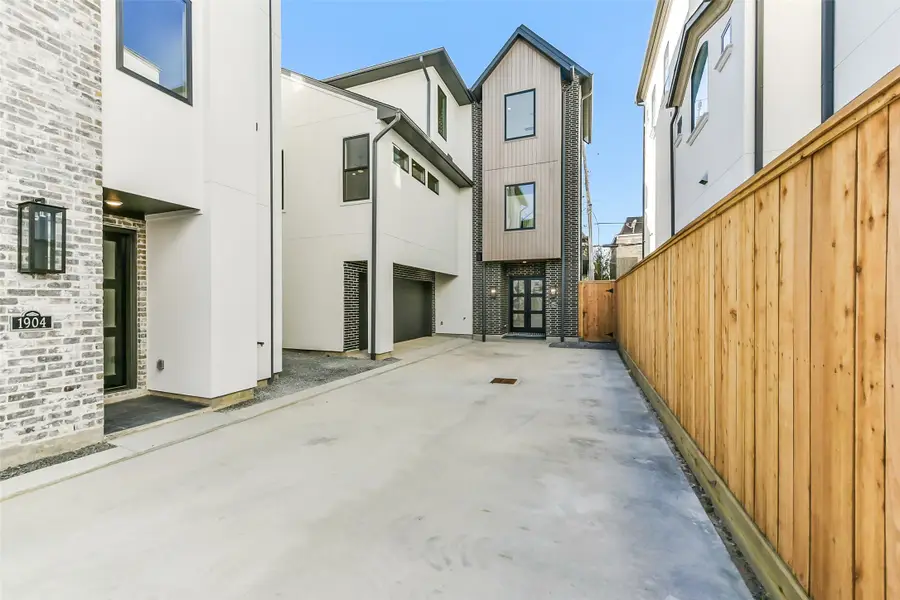 1902 Nantucket Drive, Houston, TX 77057 - #3