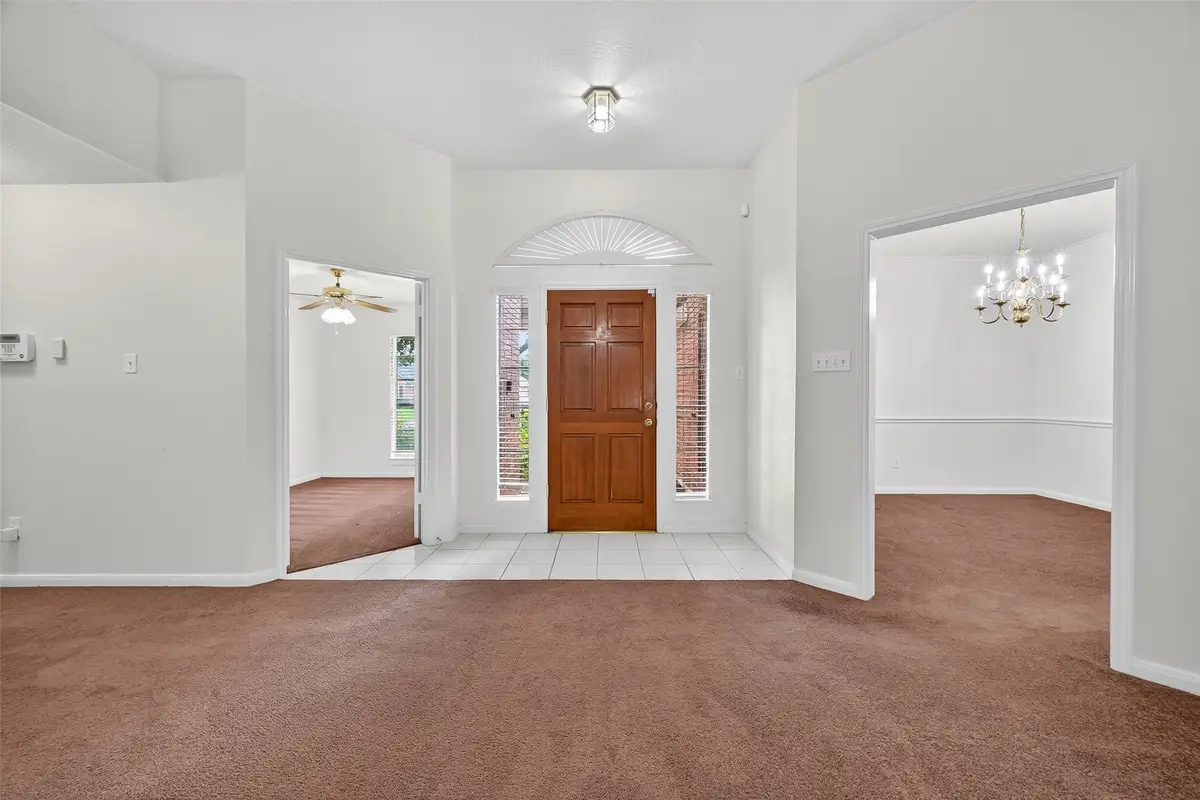 914 W Peach Hollow Circle, Pearland, TX 77584 - #1