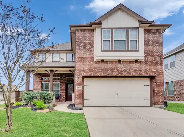 6530 Hunters Creek Lane, Baytown, TX 77521