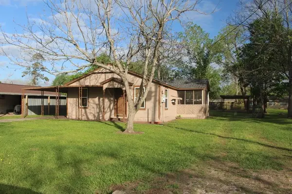 707 Alice Street, Sweeny, TX 77480