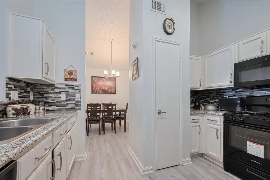 19944 Mountain Dale Drive, Cypress, TX 77433 - Image #3