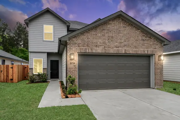 18724 Loom Drive, Conroe, TX 77306