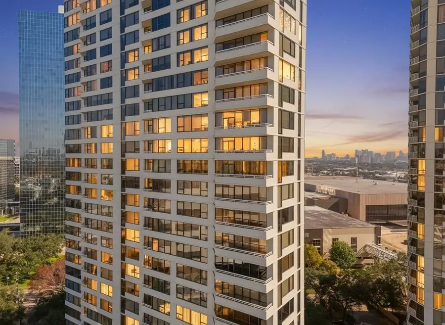 14 Greenway Plaza #17Q, Houston, TX 77046 - #2