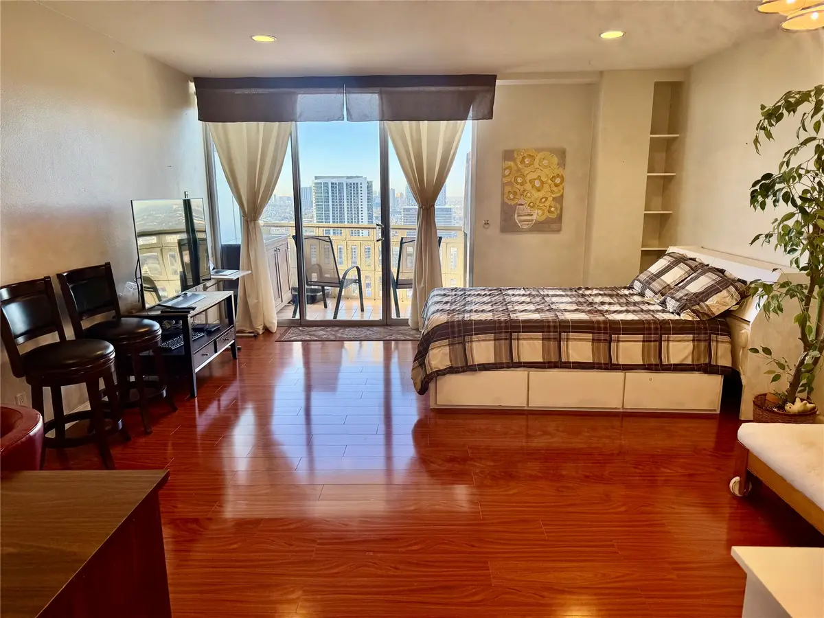 2016 Main Street #2510, Houston, TX 77002 - #1