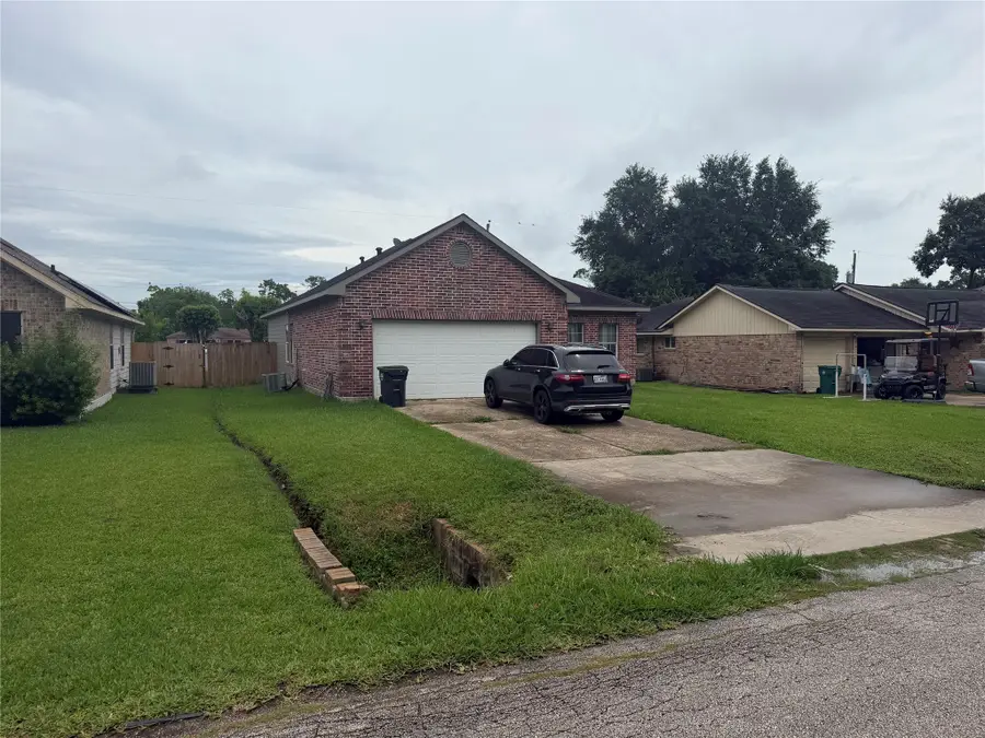 6406 Trebor Street, Pasadena, TX 77505 - #3