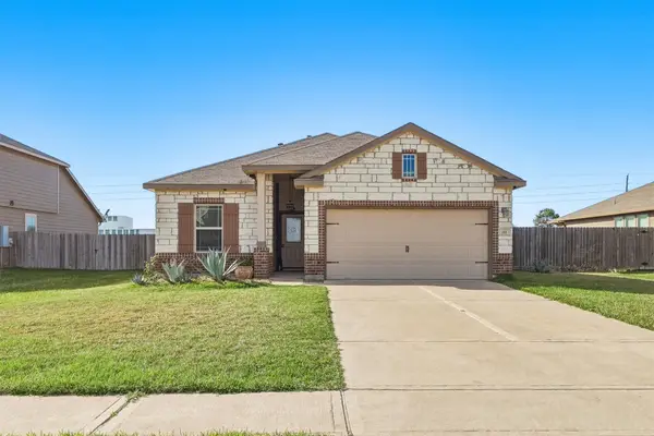 211 White Wing Lane, Sealy, TX 77474