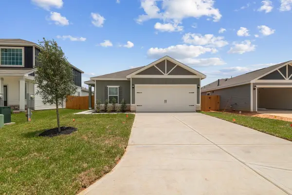 15881 Berry Hill Drive, Conroe, TX 77303