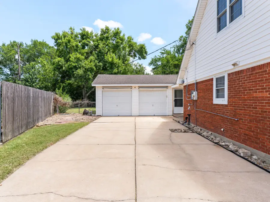2025 Tupper Lake Lane, Bay City, TX 77414 - #2