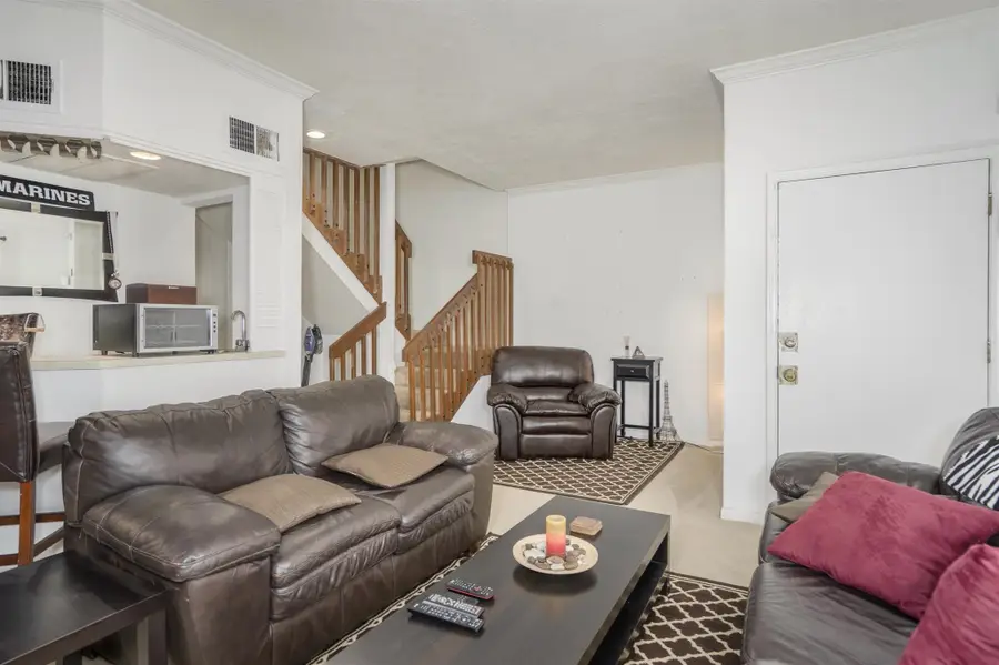 10763 Sandpiper Drive, Houston, TX 77096 - Image #3