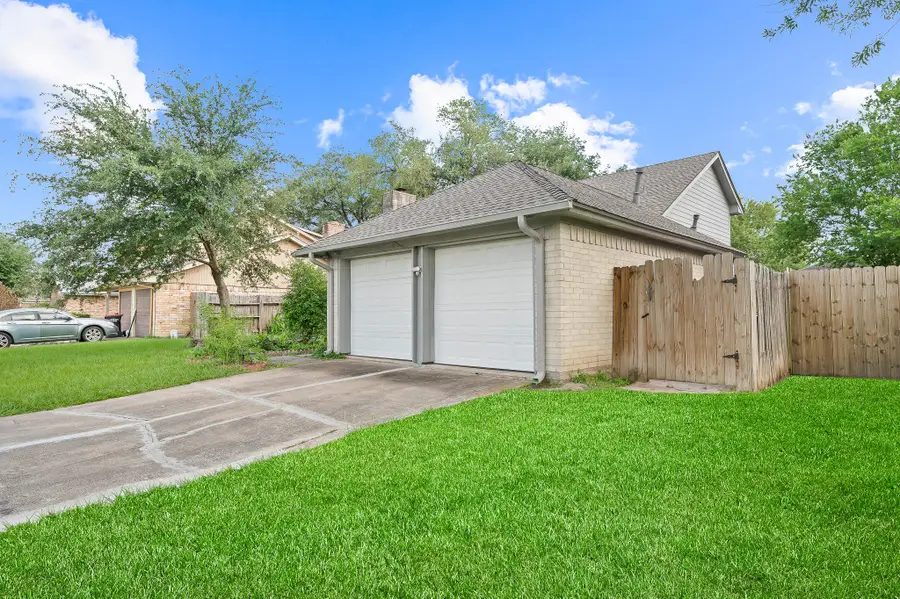1823 Mandrill Lane, Houston, TX 77067 - Image #2