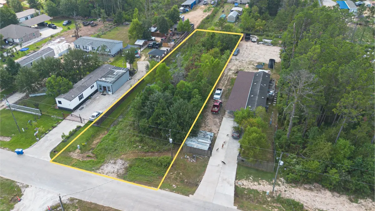 128 County Road 3548, Cleveland, TX 77327 - #1