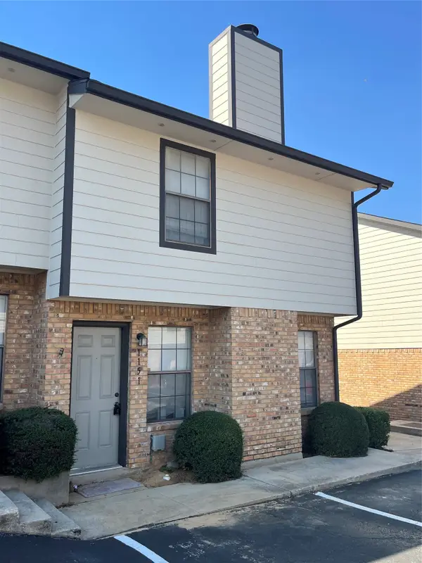 1151 Dallas Drive, Denton, TX 76205